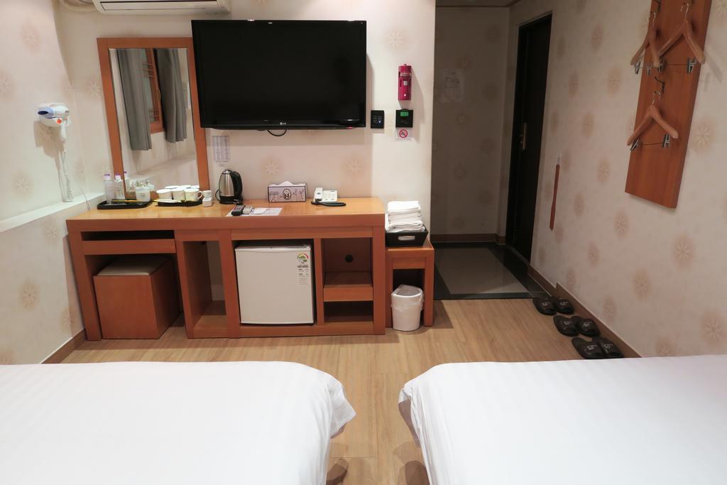 Gs Hotel Jongno Seoul Exterior photo