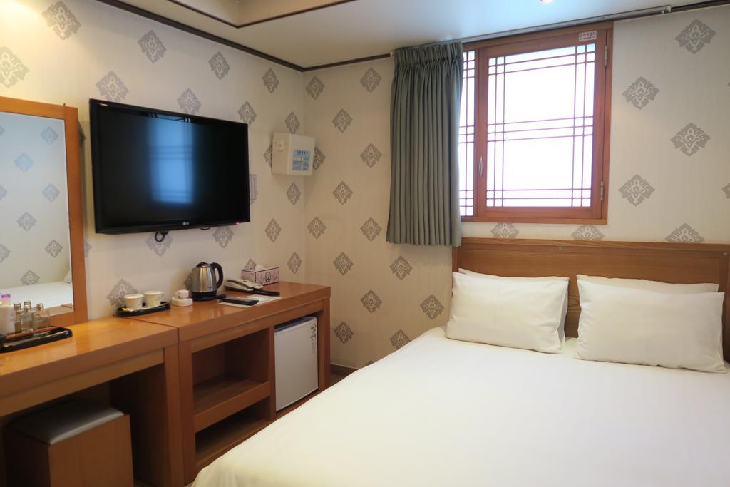 Gs Hotel Jongno Seoul Exterior photo